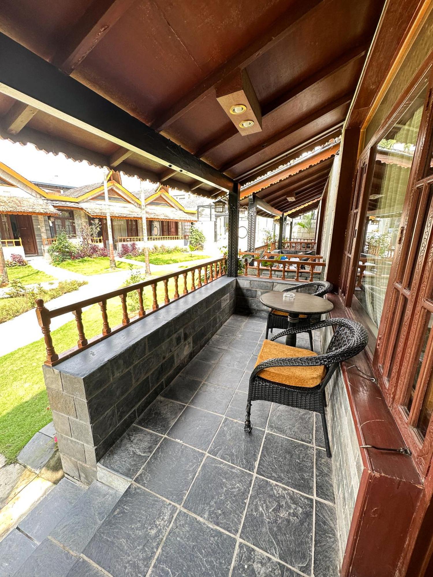 Resort View 4*